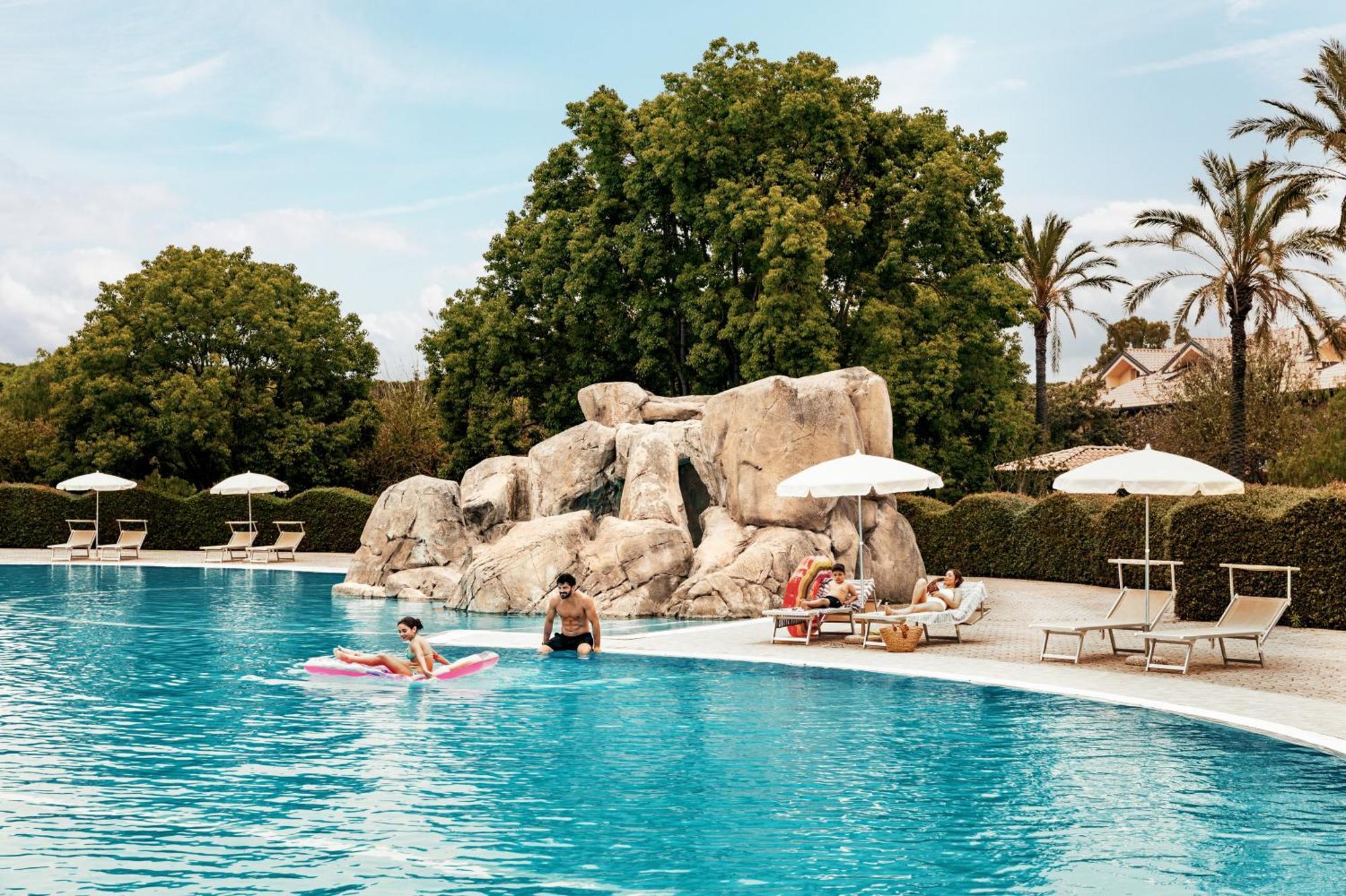 Falkensteiner Club Funimation Garden Calabria Curinga Exterior foto